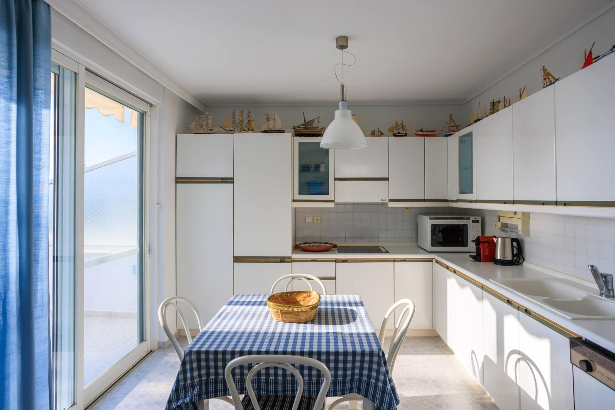 Lagonisi Beach House Kalivia Thorikou Номер фото